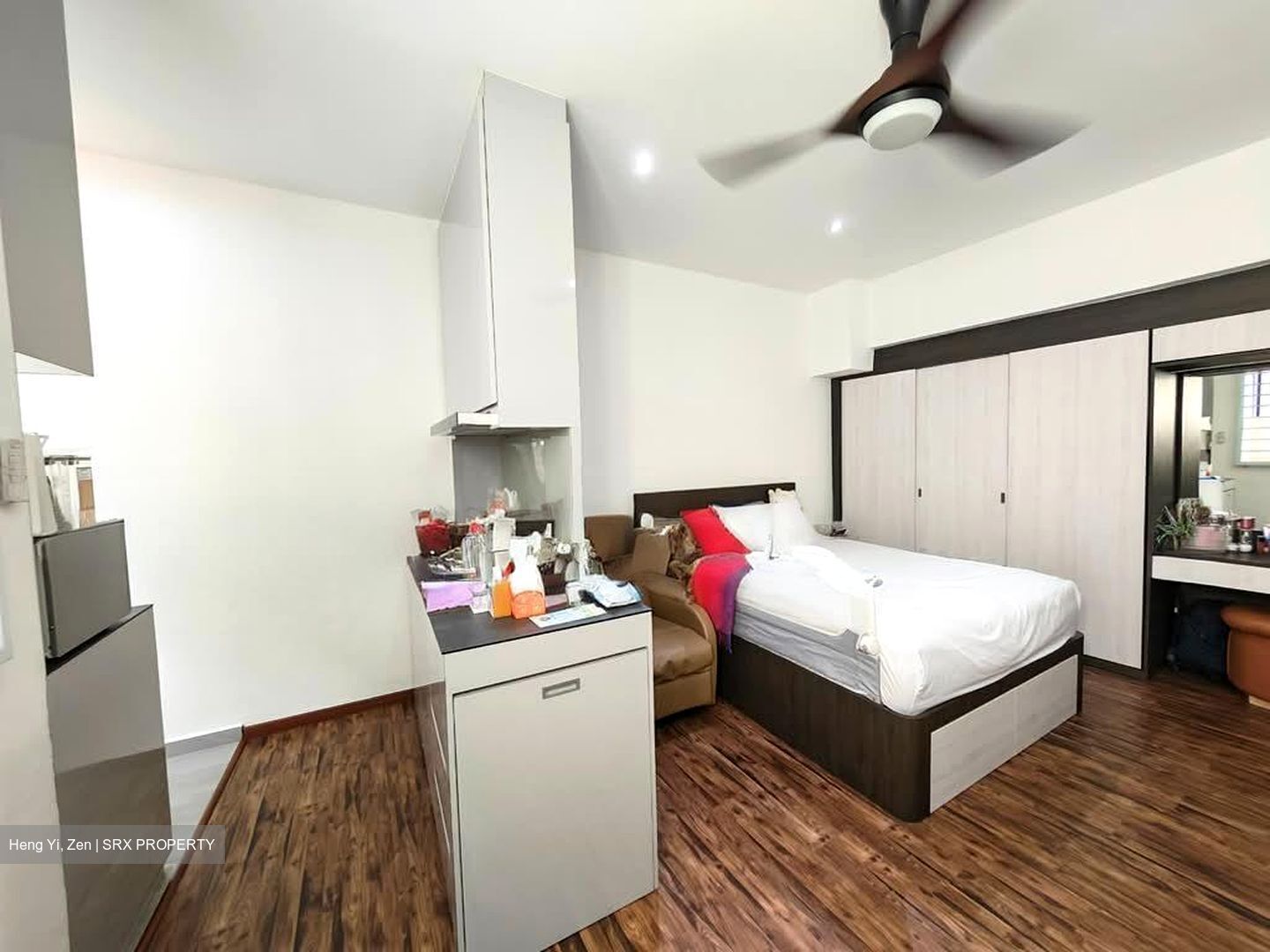 Onan Road (D15), Terrace #629723981